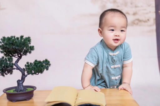广州借卵试管代怀包男孩宝宝发烧怎么降温
